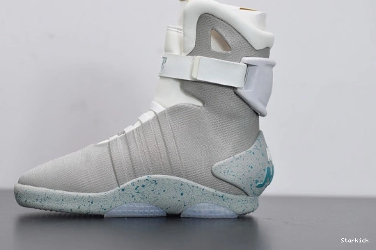 MAG NIKE 0720